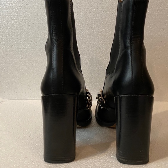 Givenchy Chain Chelsea Boot - Picture 12 of 16